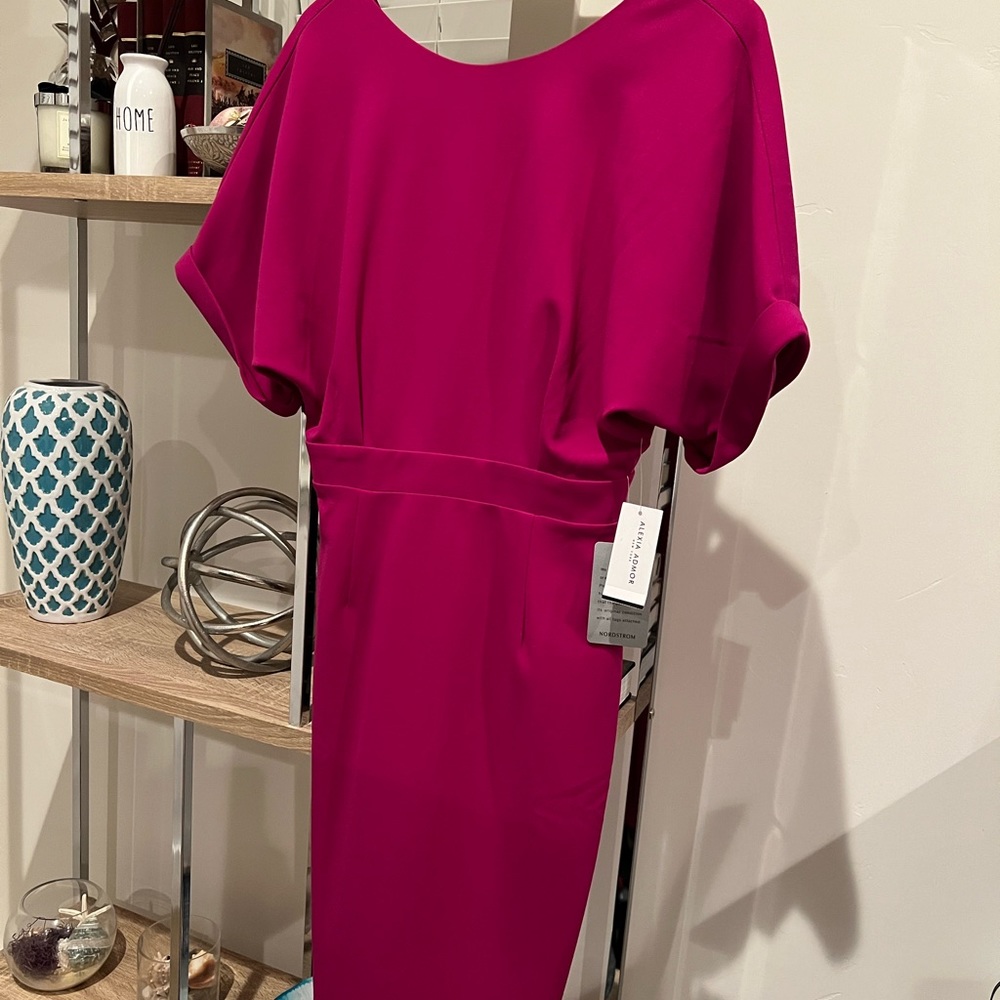 Alexia Admor dress